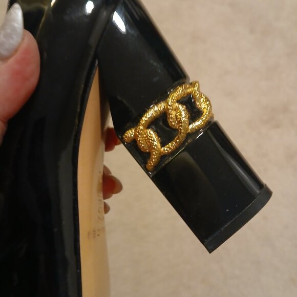 Black Casadei Shoes with Fabulous Gold Rope-look Heels - Picture 1 of 4
